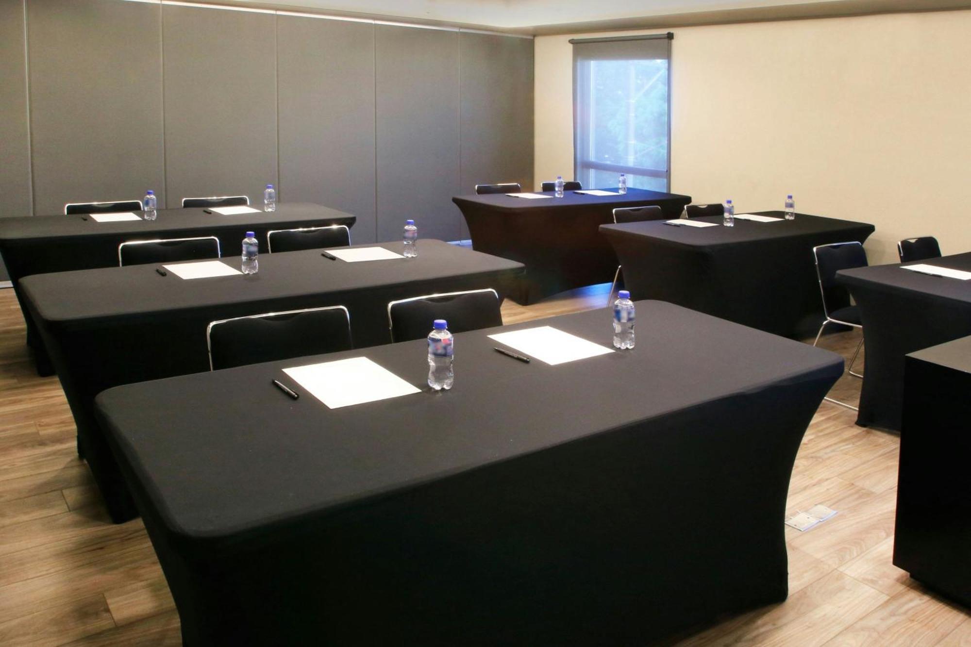 City Express Plus By Marriott Tampico Exterior foto