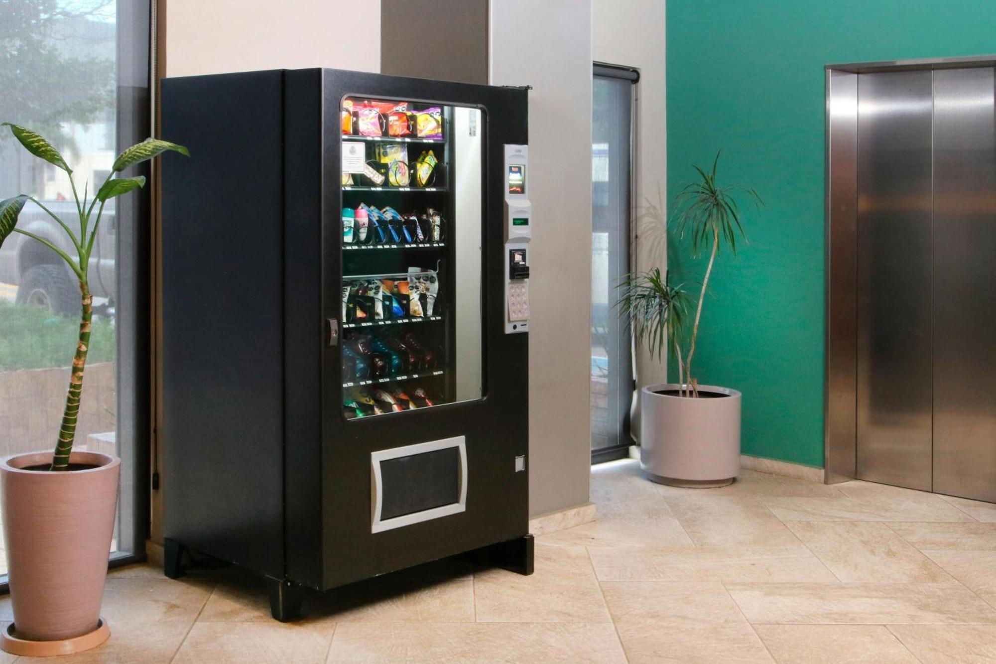 City Express Plus By Marriott Tampico Exterior foto