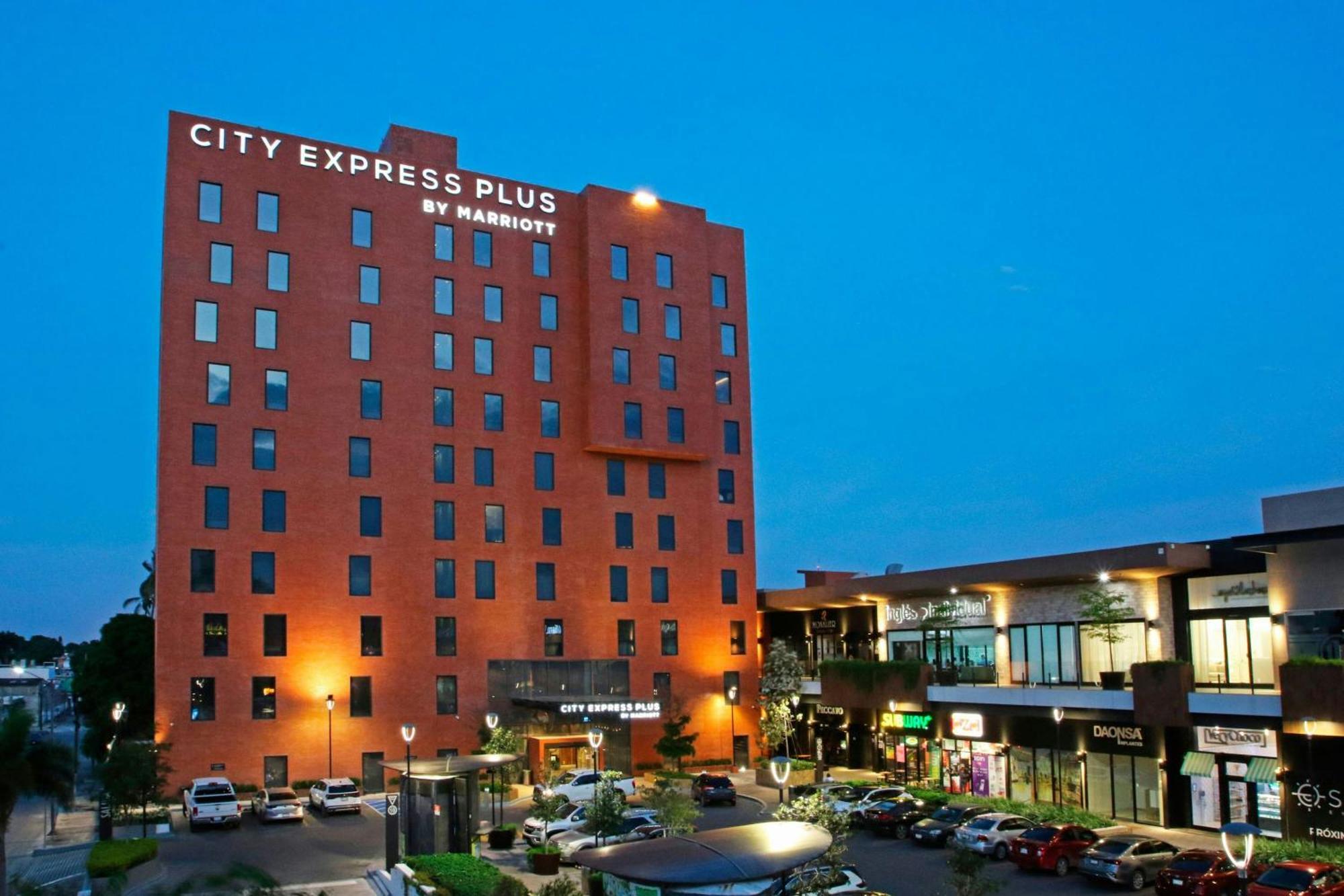 City Express Plus By Marriott Tampico Exterior foto